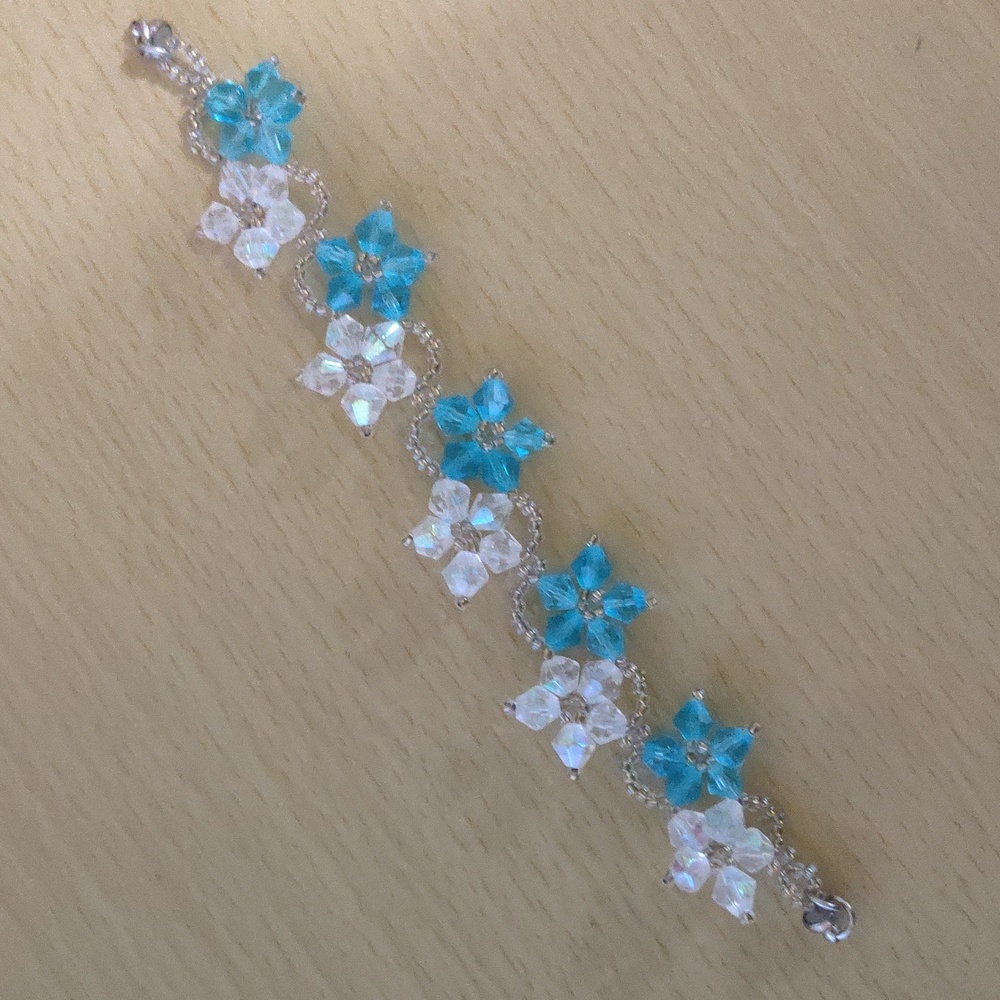 Clear And Blue Crystal Bicones Bracelet